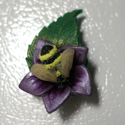 Bee Magnet